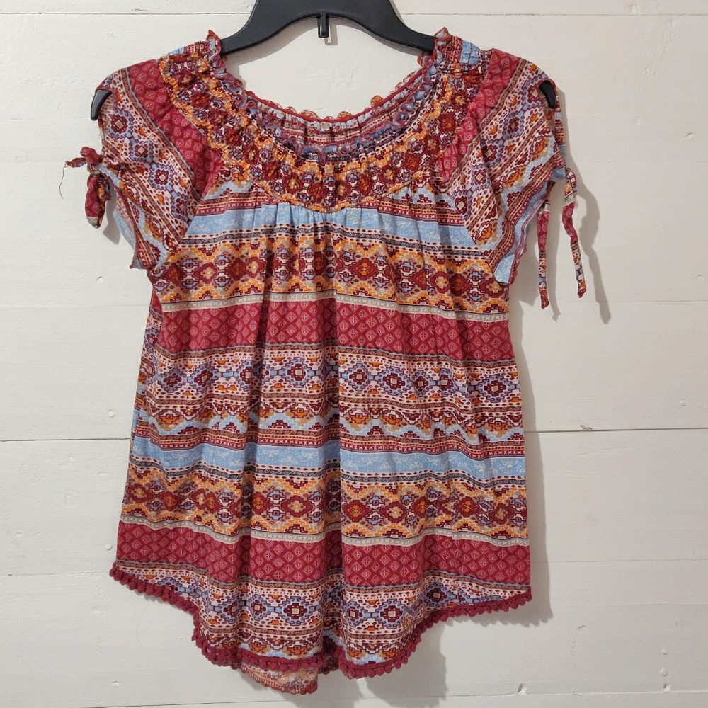 Junior Medium Short Sleeve Shirt GREAT ADD-ON